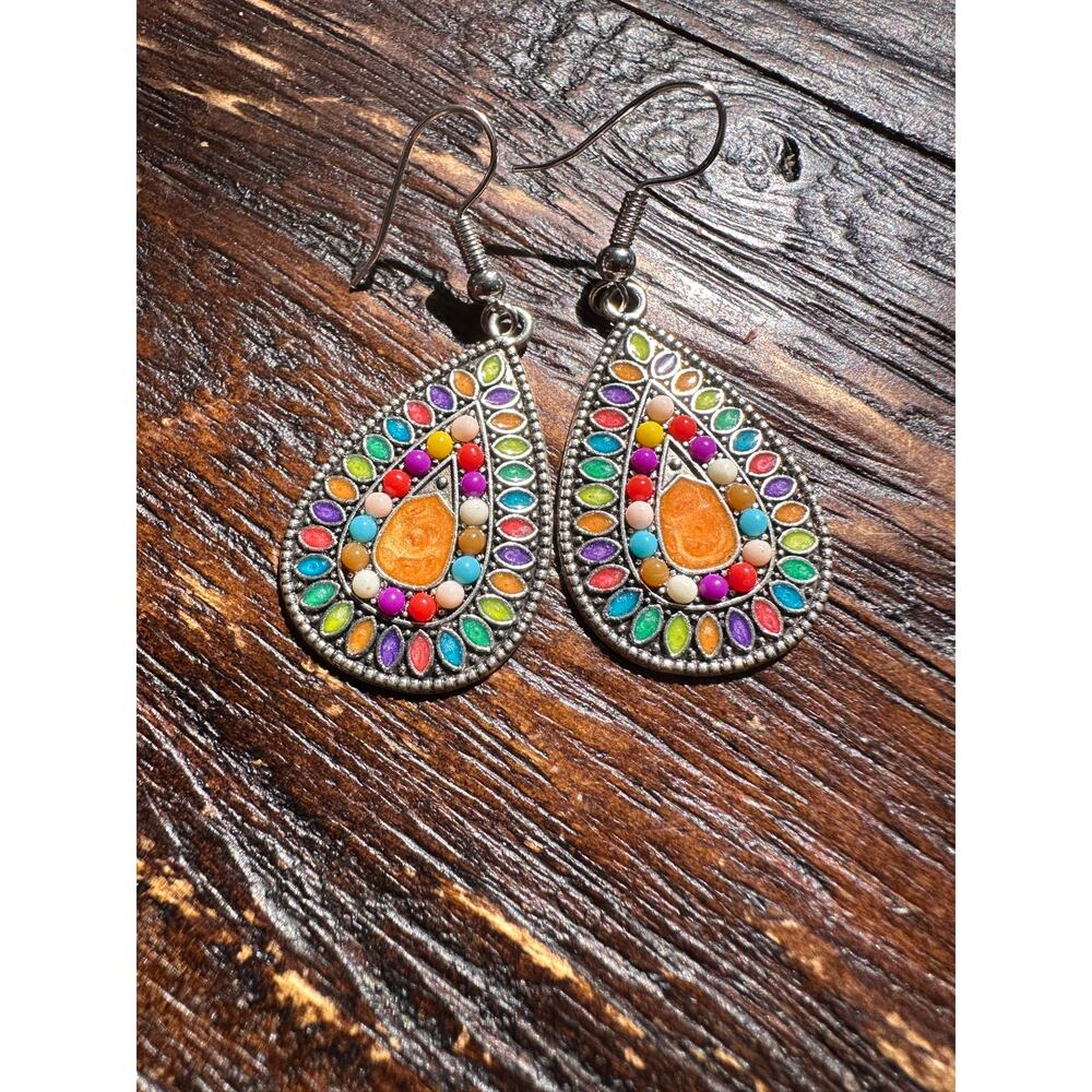 Colorful Lightweight Dangle Metal Earrings‎ - Never worn